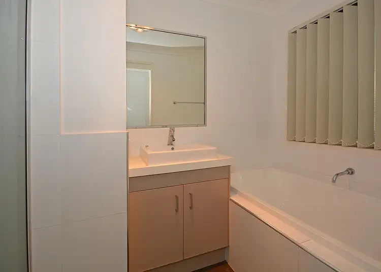 Sixth view of Homely house listing, 7b Debra Court, Urangan QLD 4655