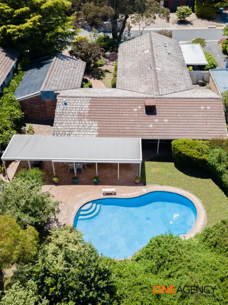12 Sullivan Crescent, Wanniassa ACT 2903