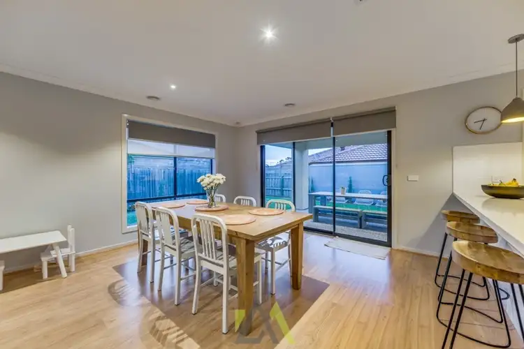 Fifth view of Homely house listing, 7 Warrenwood Place, Langwarrin VIC 3910