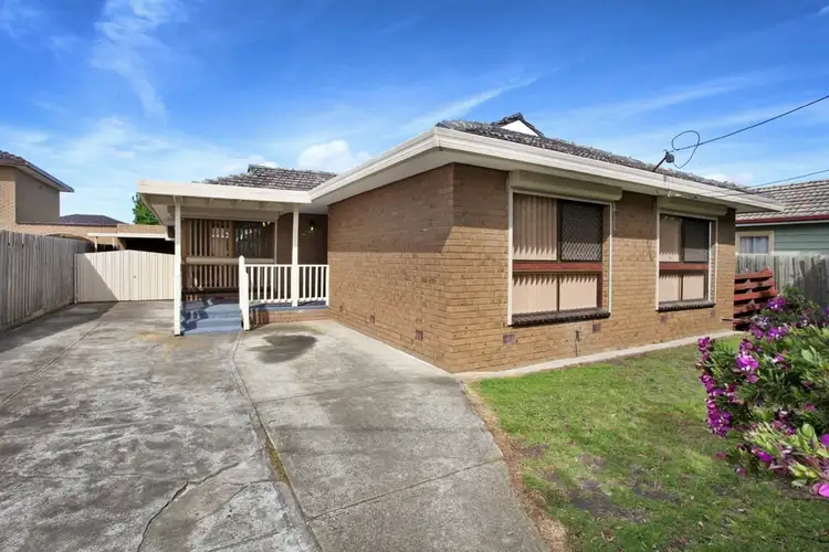 36 Cooke Avenue, Sunshine North VIC 3020