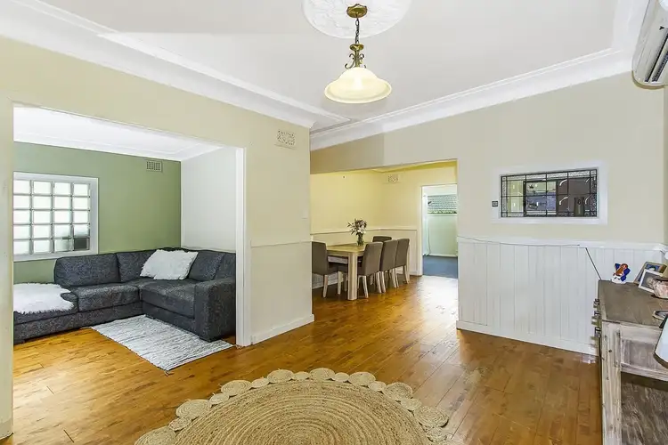 47 Delaware Road, Niagara Park NSW 2250