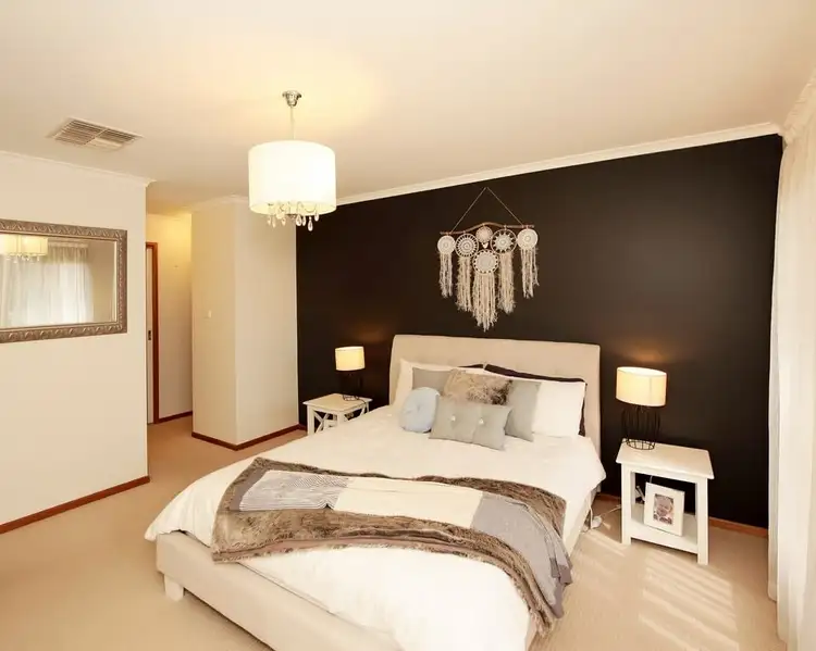 Seventh view of Homely house listing, 3 Brownlow Drive, Bourkelands NSW 2650