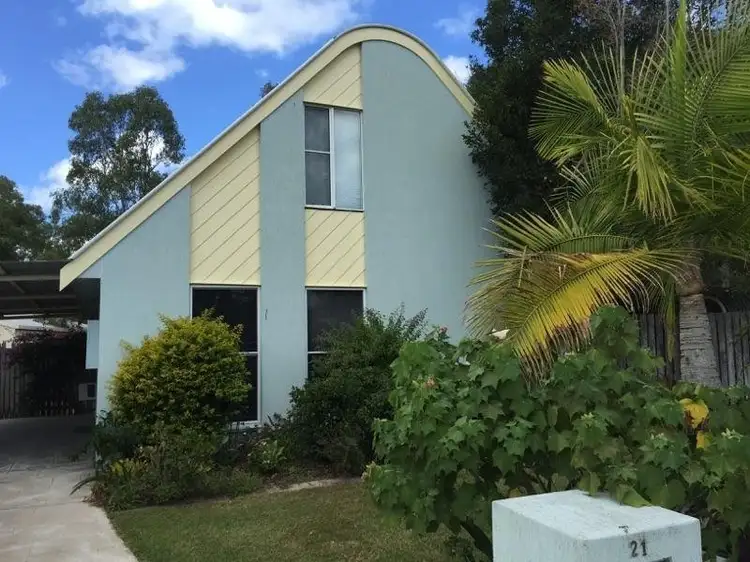 Second view of Homely house listing, 21 Jennylee Close, Urangan QLD 4655