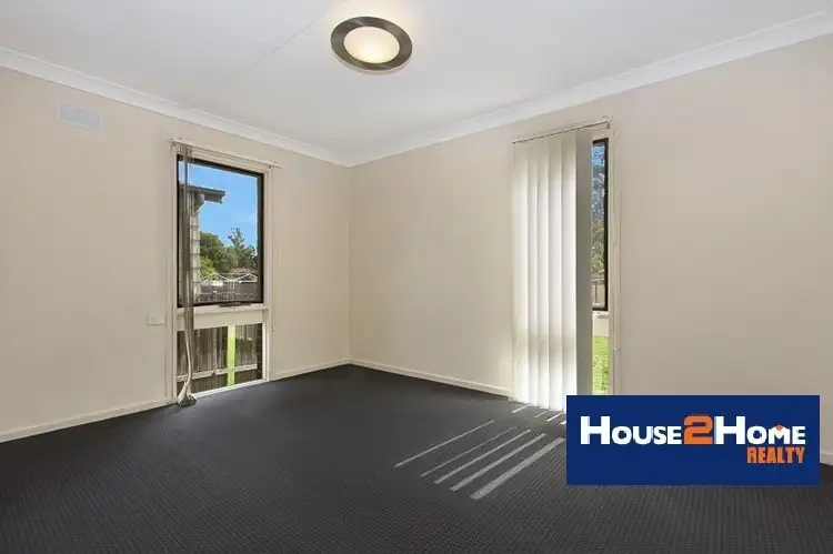 Sixth view of Homely house listing, 8 Capparis Cct, Bidwill NSW 2770