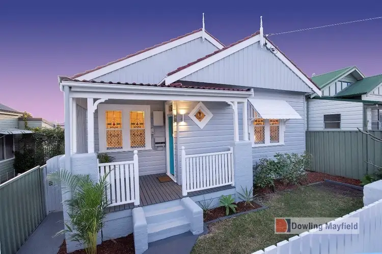 8 Elizabeth Street, Mayfield NSW 2304