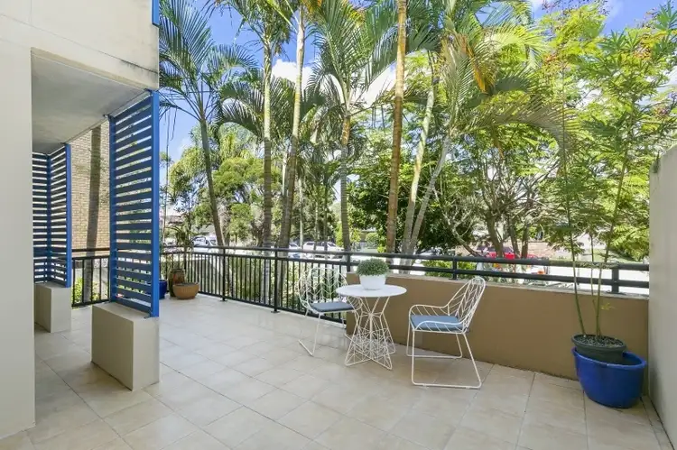 4/48 Coolangatta Road, Kirra QLD 4225