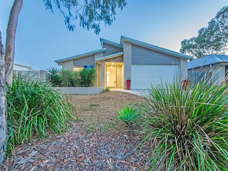 Second view of Homely house listing, 7 Foxwood Circuit, Wakerley QLD 4154