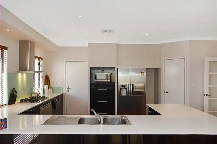 Fifth view of Homely house listing, 27 Marengo Close, Aveley WA 6069