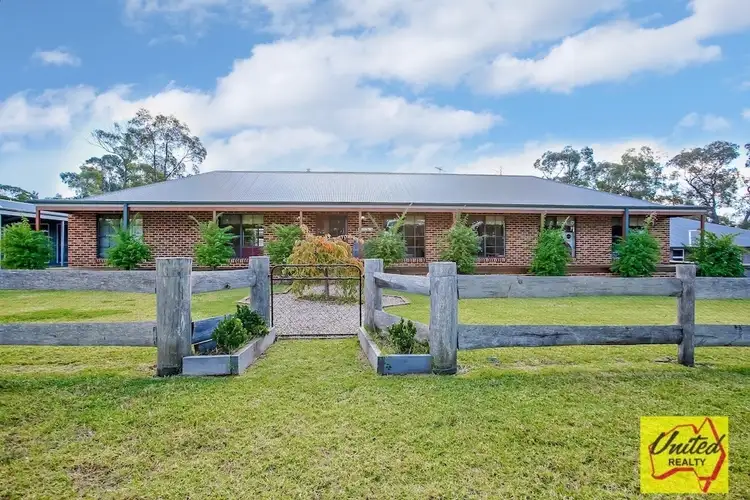 6 Station Street, Balmoral NSW 2571