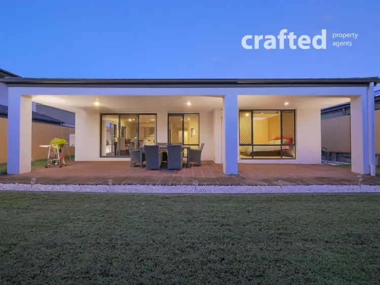 Second view of Homely house listing, 19 Watheroo Place, Parkinson QLD 4115