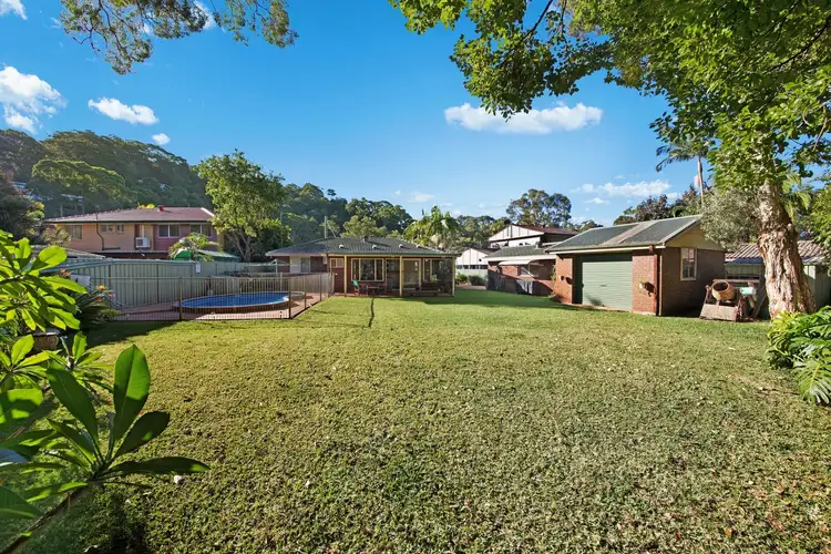 11 Wilks Avenue, Umina Beach NSW 2257
