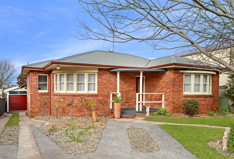 13 Strone Avenue, Mount Ousley NSW 2519
