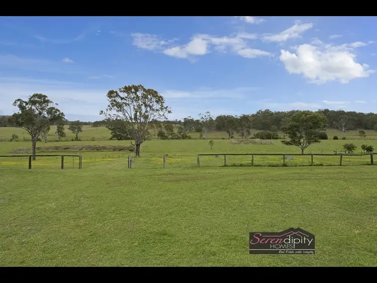 186 Larch Rd, Tamborine QLD 4270