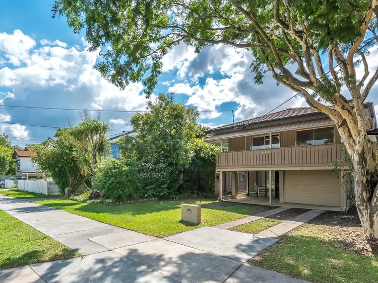 10 Acacia Ave, Graceville QLD 4075