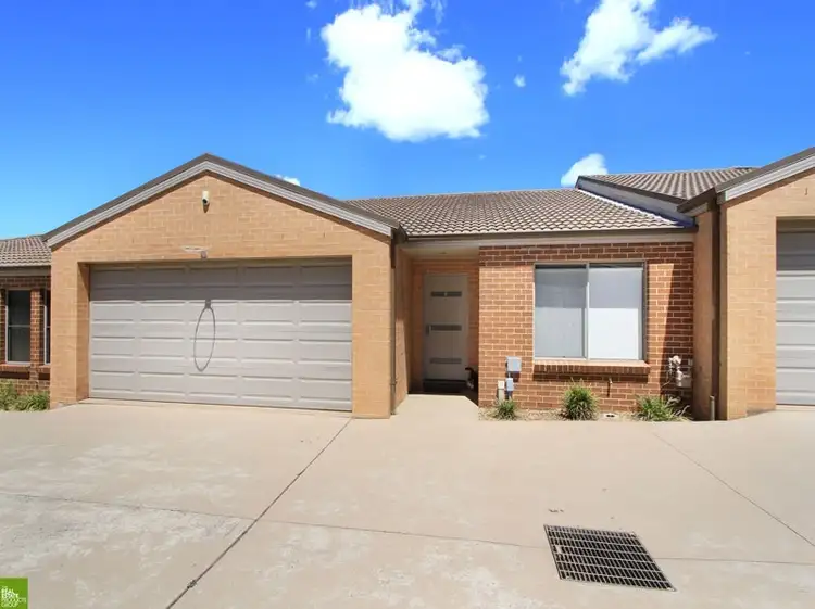 Second view of Homely villa listing, 2/162 Kanahooka Road, Kanahooka NSW 2530