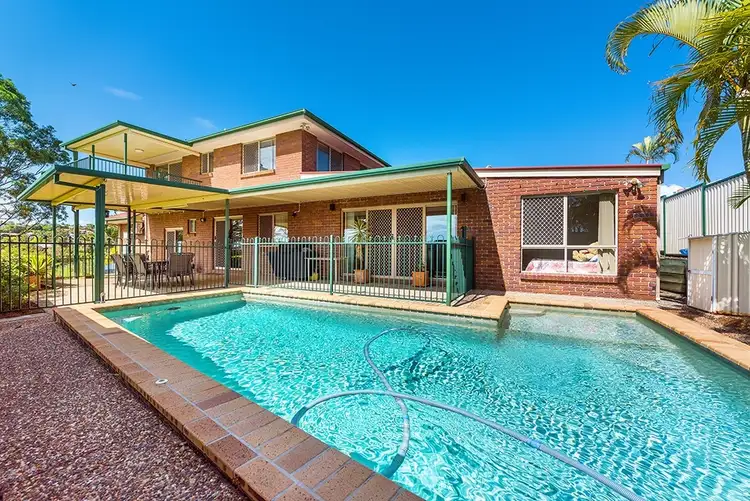 10 Regal Court, Highland Park QLD 4211