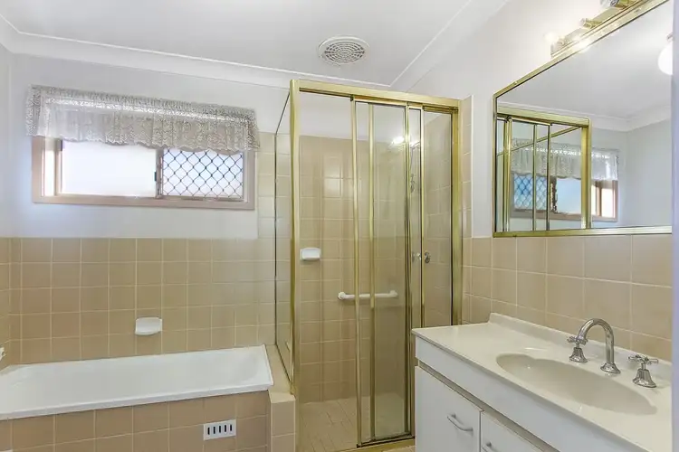 Seventh view of Homely villa listing, 29/12-20 Kinarra Avenue, Wyoming NSW 2250