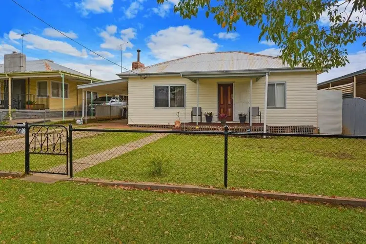 27 Scobie Street, Gunnedah NSW 2380