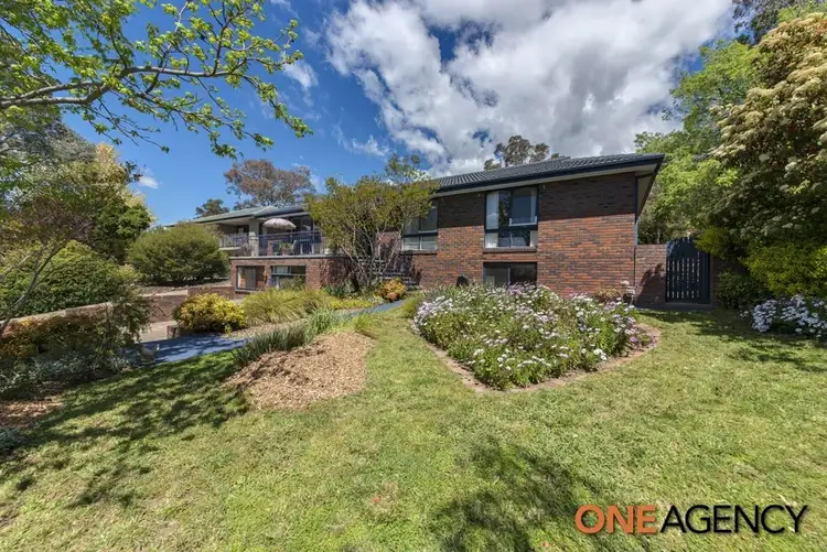 Second view of Homely house listing, 2 Stieglitz Circuit, Kambah ACT 2902