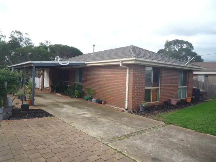 21 Callanan Drv, Melton South VIC 3338