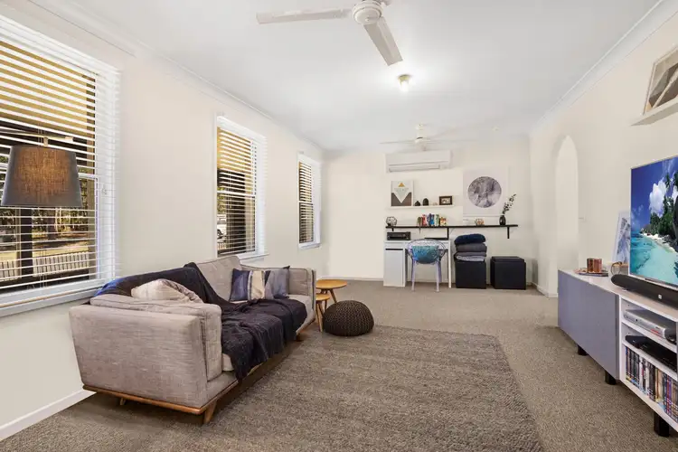 Second view of Homely house listing, 7 Evelyn Crescent, Thornton NSW 2322