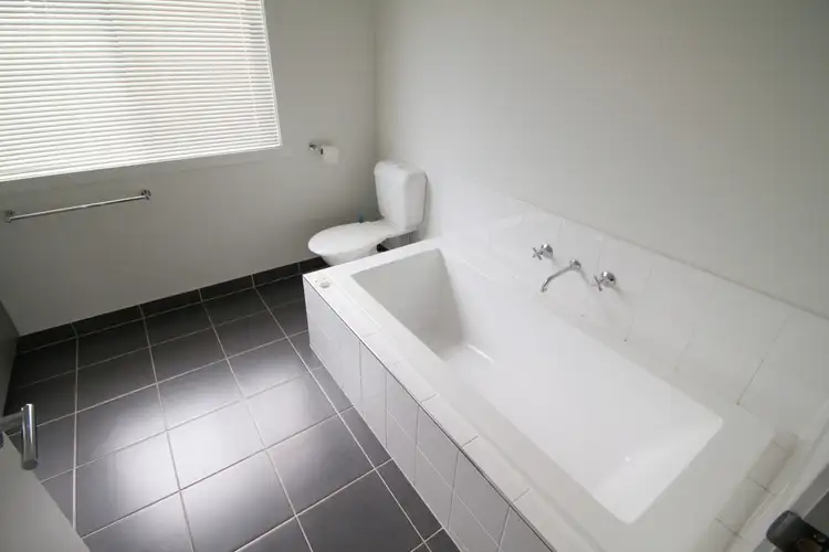 Seventh view of Homely house listing, 6 Natalie St, Brookfield VIC 3338