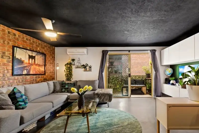 Main view of Homely unit listing, 3/4 Rolan Court, Palm Beach QLD 4221