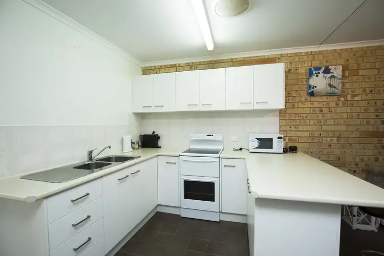 Fifth view of Homely unit listing, 3/2 Adams Street, Bundaberg West QLD 4670