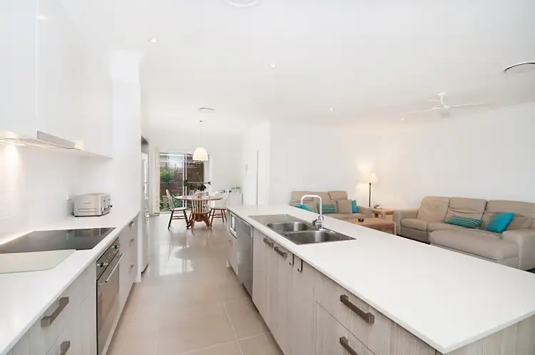 Fifth view of Homely villa listing, 2/17 Nowack Avenue, Umina Beach NSW 2257