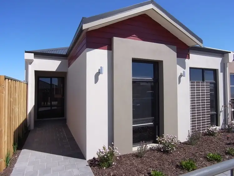 5 Powlett Link, Ellenbrook WA 6069