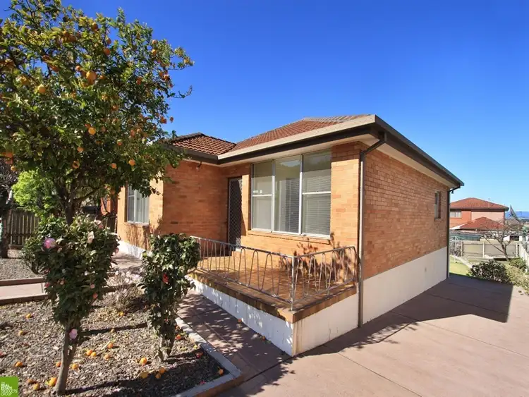 73 Robertson Street, Port Kembla NSW 2505