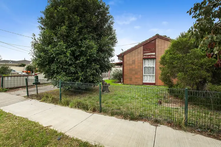 Second view of Homely house listing, 2 Marchant Crescent, Sunshine West VIC 3020