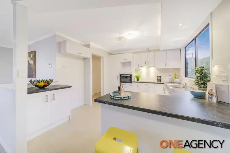 Sixth view of Homely house listing, 10 Cruikshank Street, Wanniassa ACT 2903