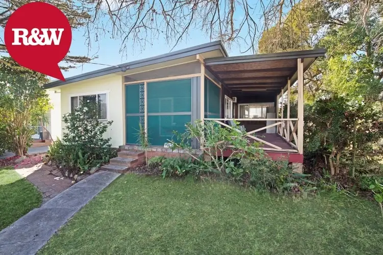 63 Osborne Avenue, Umina Beach NSW 2257