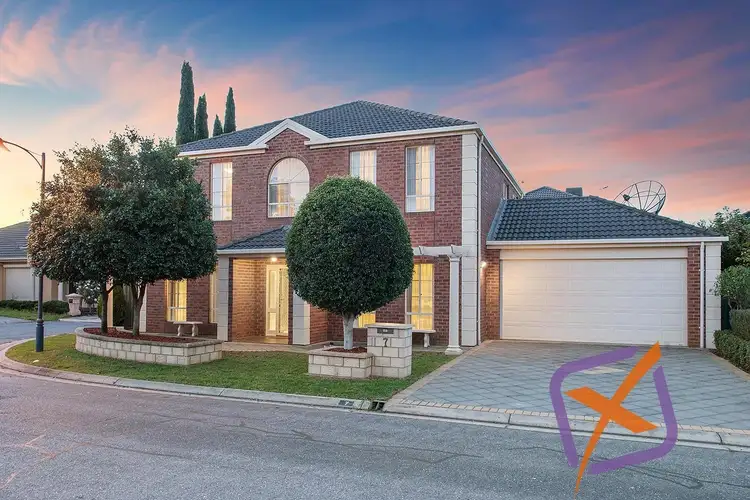 7 Eyre Court, Mawson Lakes SA 5095