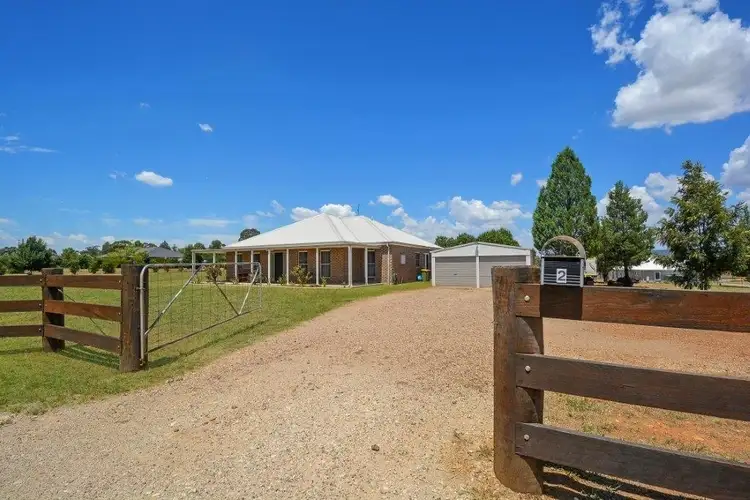 2 Harrie Rowland Place, Gunnedah NSW 2380