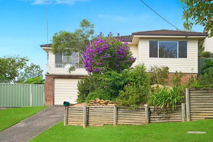 42 Maple Street, Wyoming NSW 2250