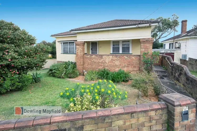 27a Fullerton Street, Stockton NSW 2295