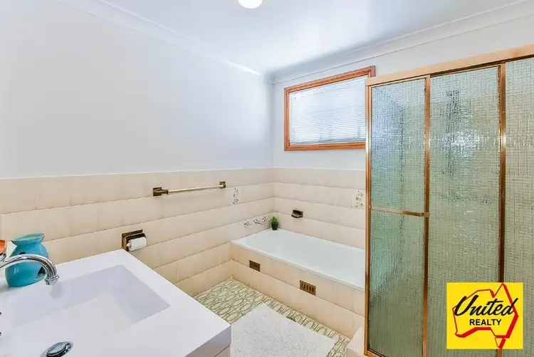 Fifth view of Homely unit listing, 4/6 Bensley Road, Macquarie Fields NSW 2564