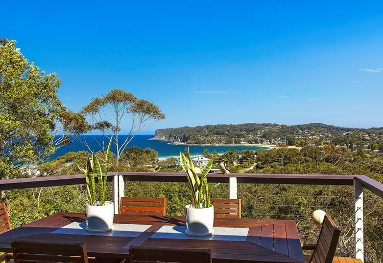 31 Surf Rider Avenue, North Avoca NSW 2260