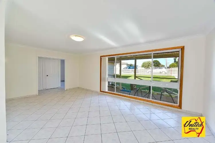 Fifth view of Homely house listing, 27 Eyre Street, Smithfield NSW 2164