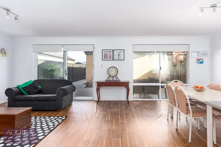 21 Cochrane Loop, Aveley WA 6069