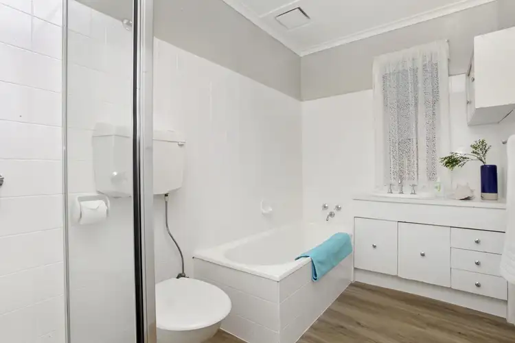 Sixth view of Homely house listing, 33 Sandford Avenue, Sunshine North VIC 3020