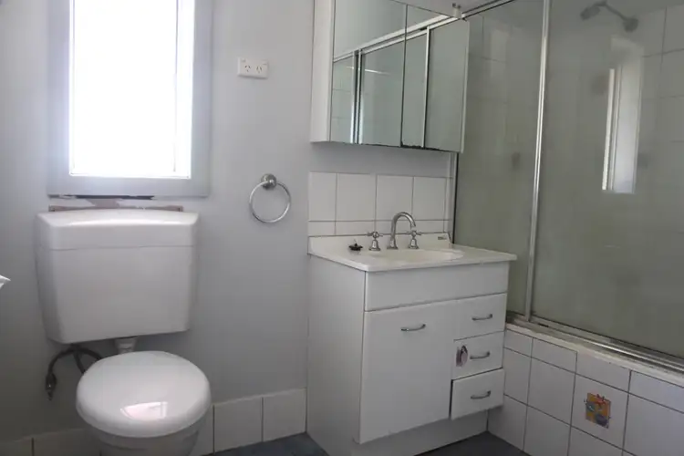 Seventh view of Homely house listing, 42 Fernleigh Road, Wagga Wagga NSW 2650