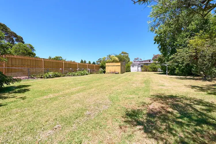 45 Alameda Ave, Mornington VIC 3931