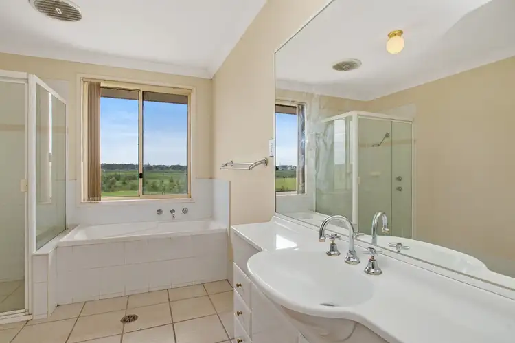 Seventh view of Homely house listing, 10 Laurel Close, Thornton NSW 2322