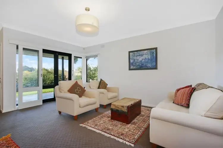 Second view of Homely house listing, 7 Marie Drive, Wodonga VIC 3690