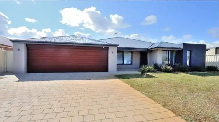 30 Albina Chase, Lakelands WA 6180