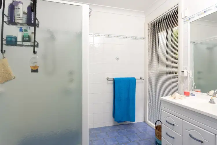 Fifth view of Homely house listing, 33 Kimba Drive, Glenfield Park NSW 2650