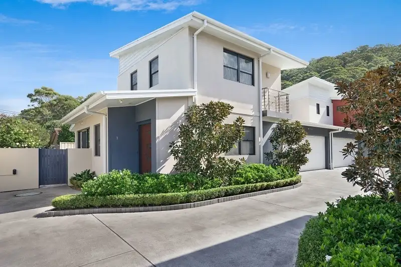 Main view of Homely townhouse listing, 1/69-71 Flathead Road, Ettalong Beach NSW 2257